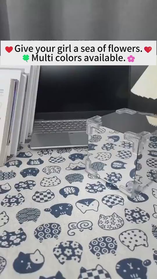 DIY Tulip Lamp Kit being made